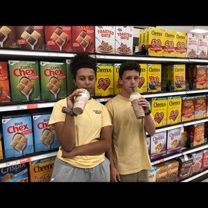 Meet your Posher, Joshua